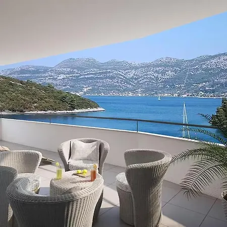 Apartment Pine Tree Hill 5 *